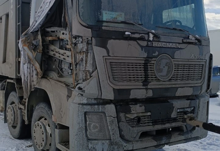 Shacman (Shaanxi) SX* 8x4 Самосвал